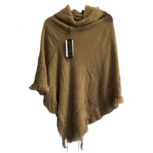 Cozy Tan Boho Hooded Poncho – New with Tags